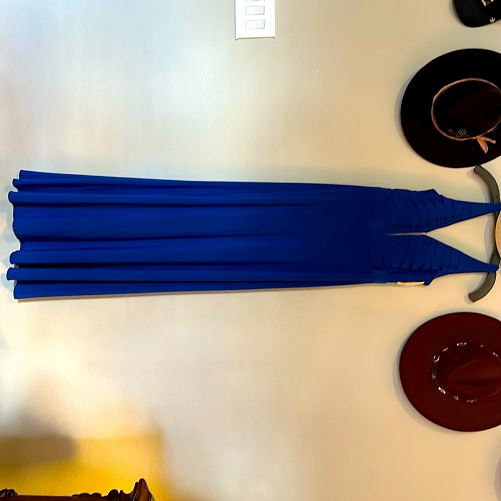 Aidan Mattox maxi formal blue dress.  Beautifully fitted bust. A line bottom